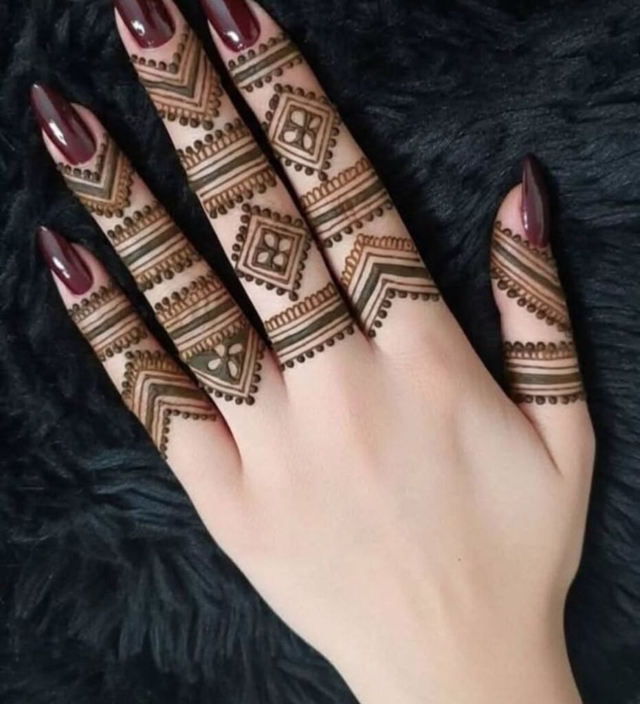 finger mehndi desisn for bride