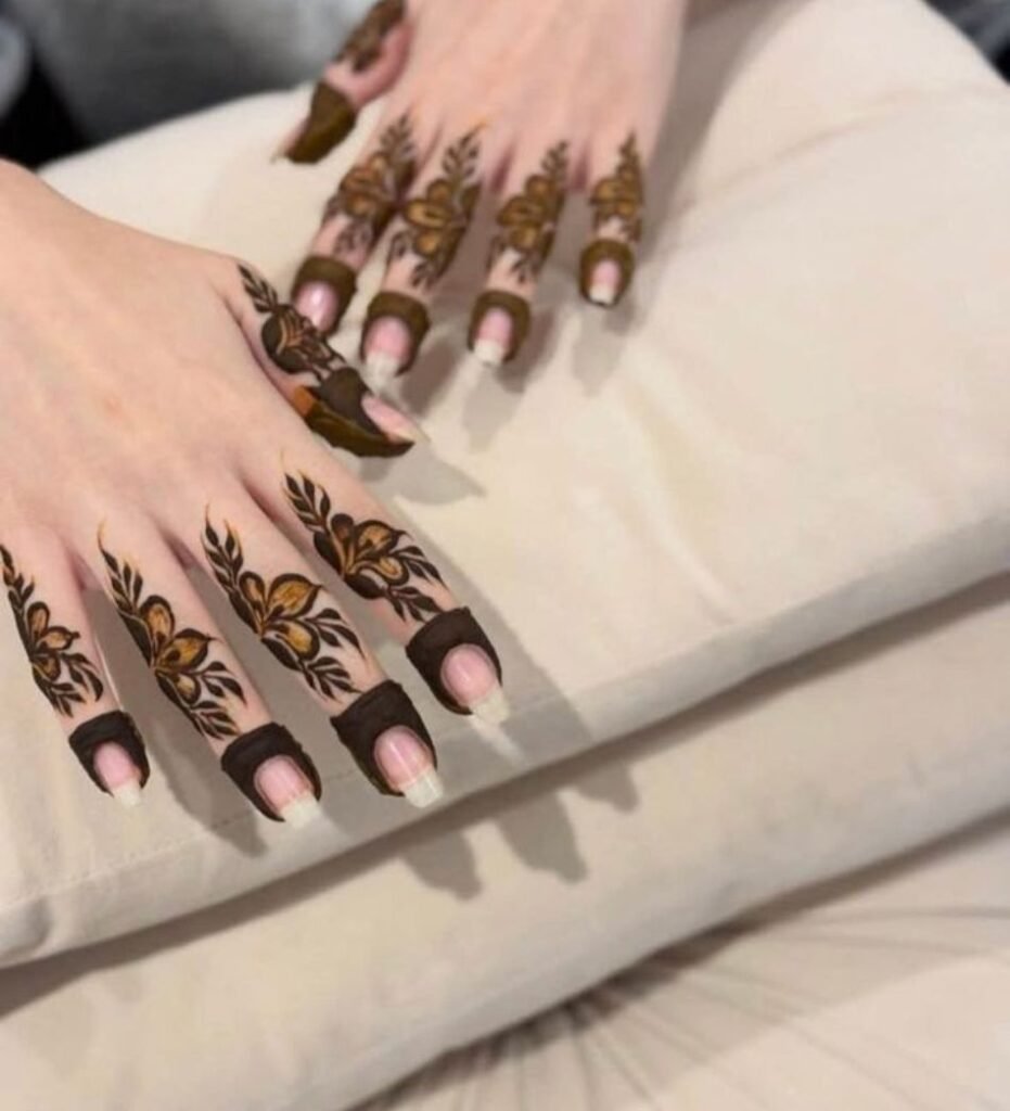 elegant finger mehndi design