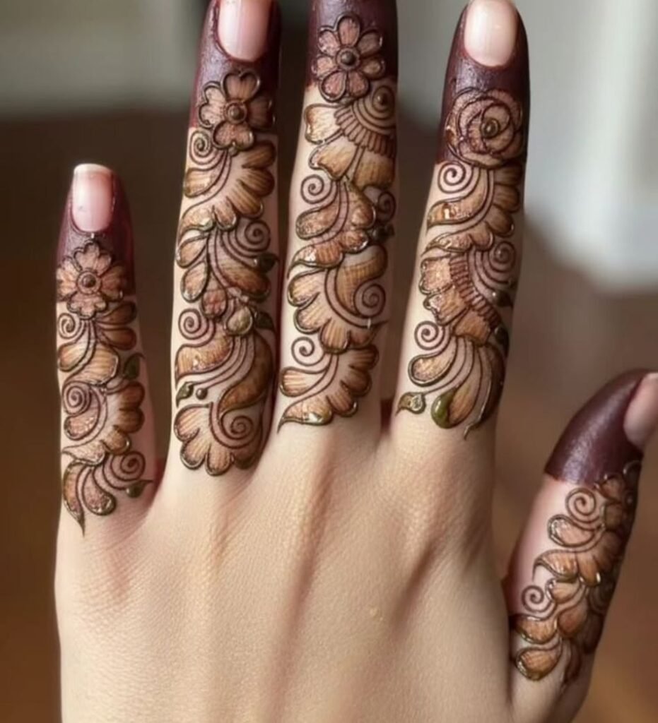 stylish finger mehndi design