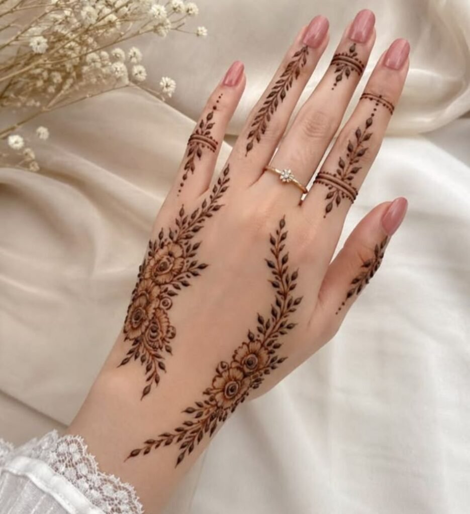 aesthetic mehndi design for girls