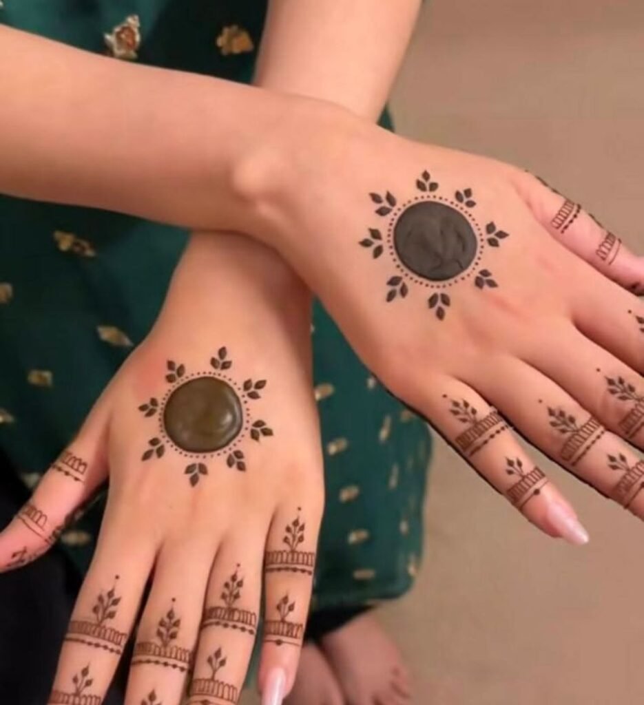 casual mehndi design