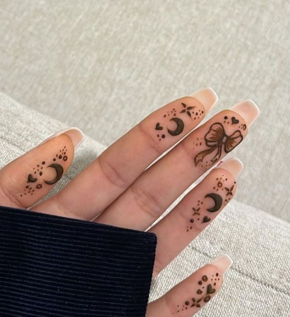 minimal mehndi design