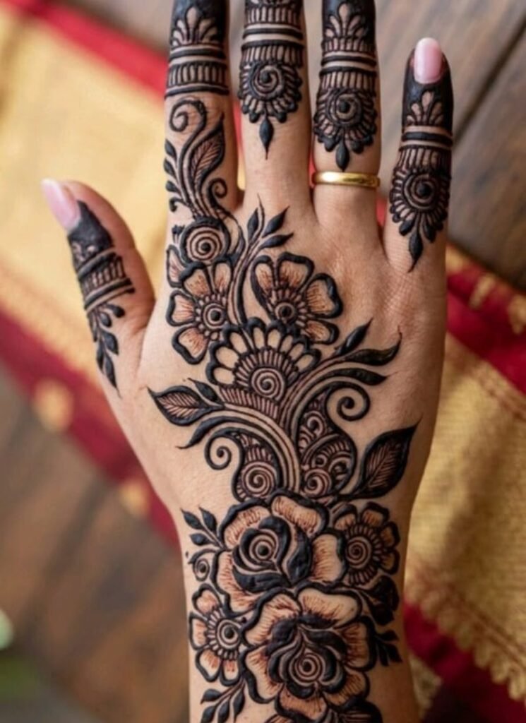 bail mehndi deign heavy