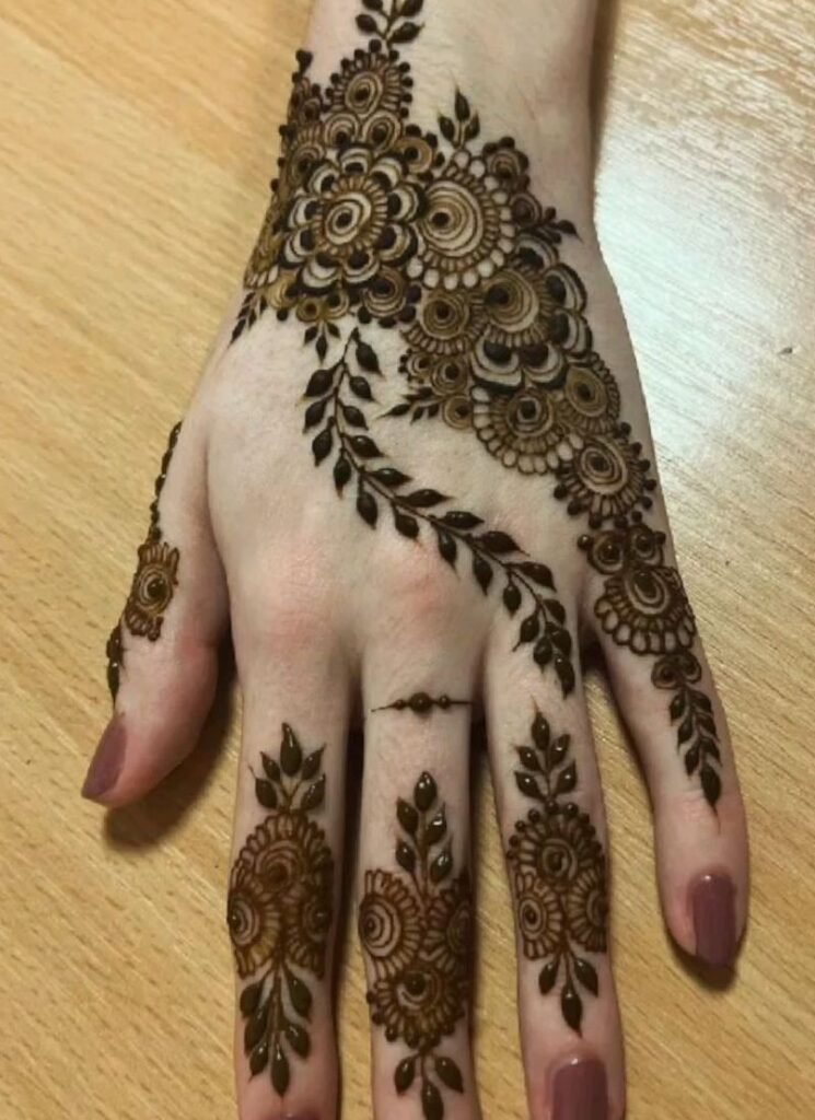 pretty mehndi design
