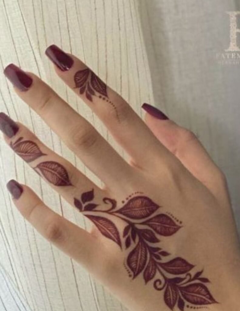 ring finger henna design