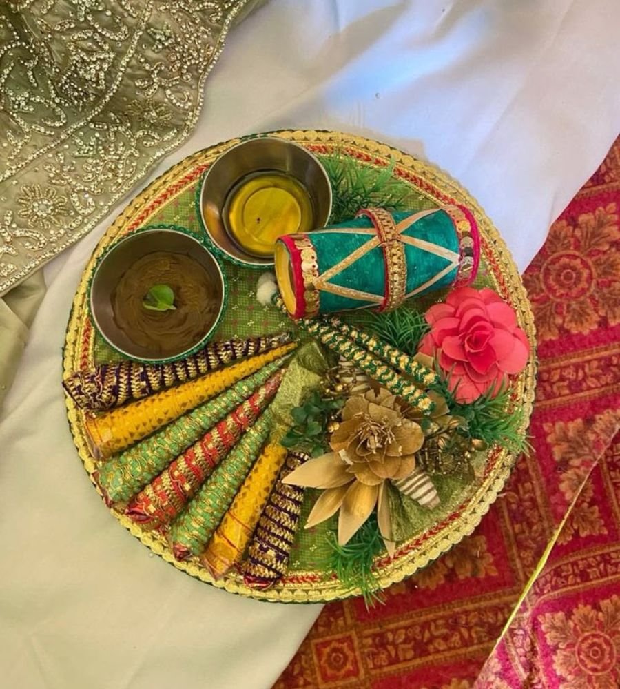stylish mehndi thal ideas
