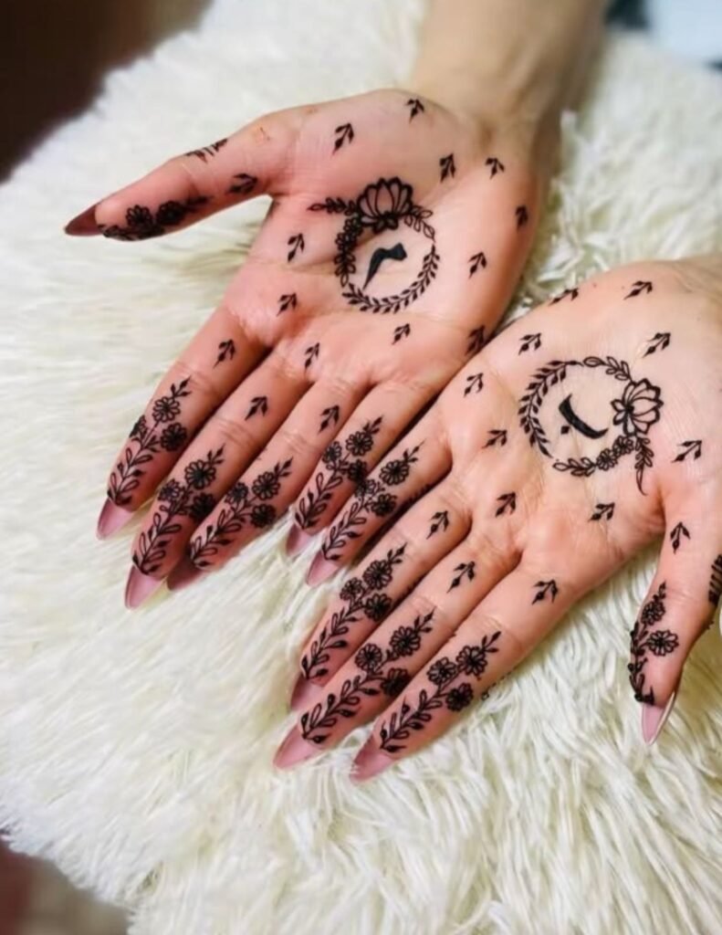 aesthetic mehndi design