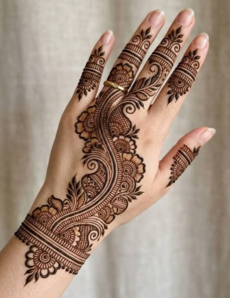 bach hand mehndi design