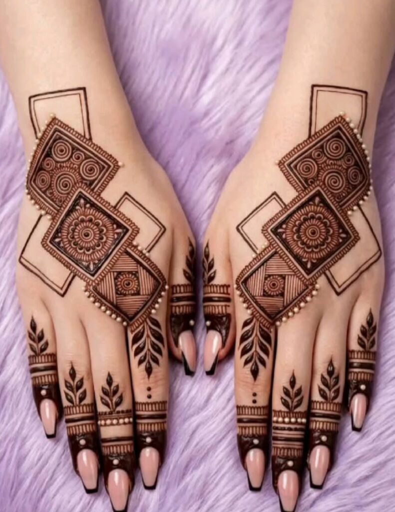beautiful geometric mehndi design
