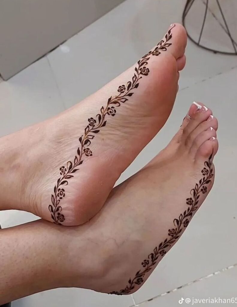 easy mehndi design for foot