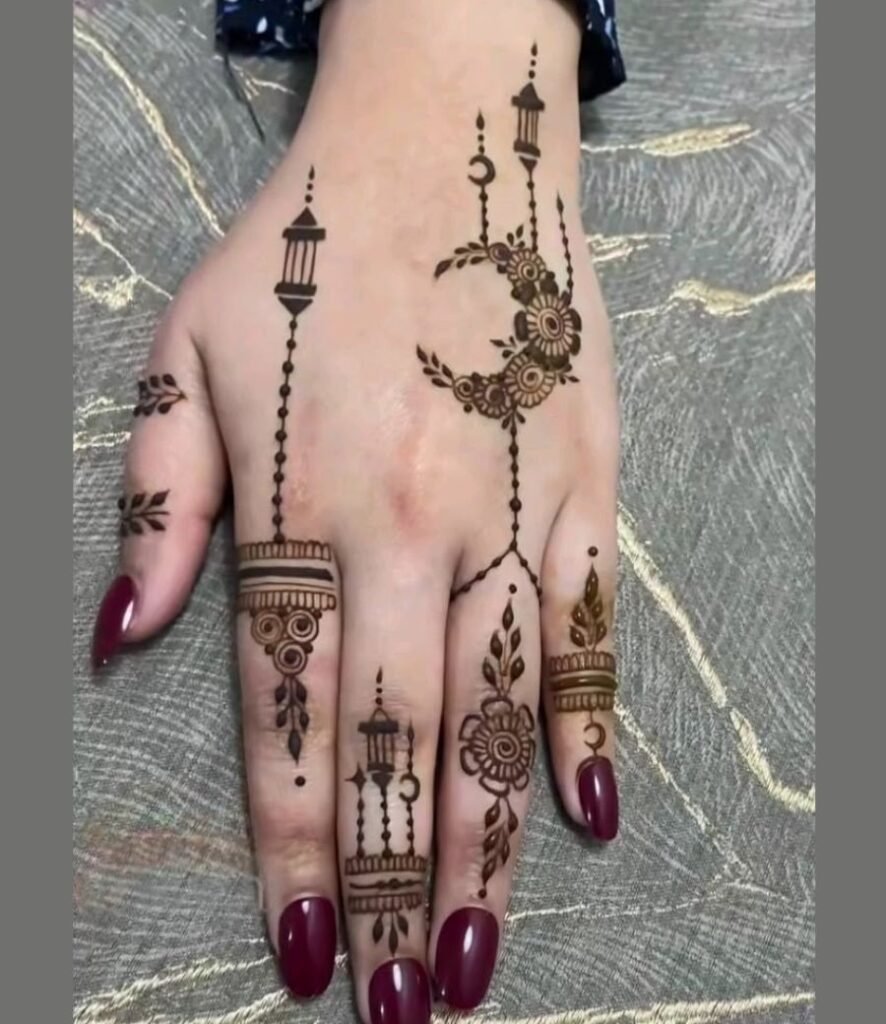 left hand chand mehndi design