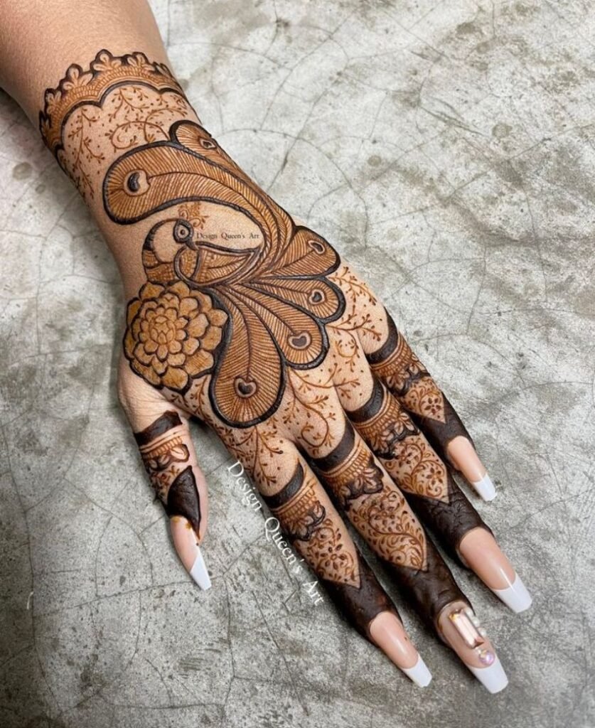 stylish peacock mehndi design