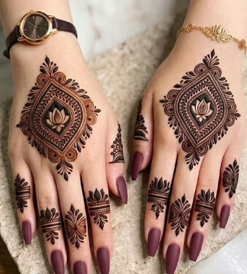 bridal square mehndi design