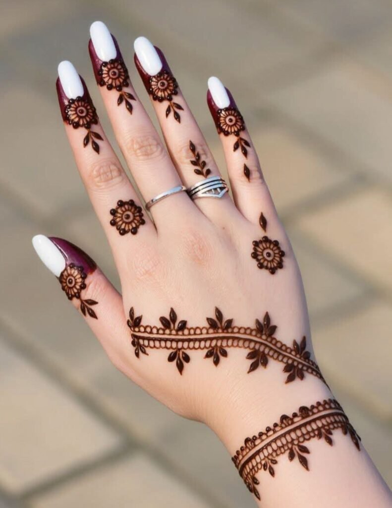 minimal line mehndi design